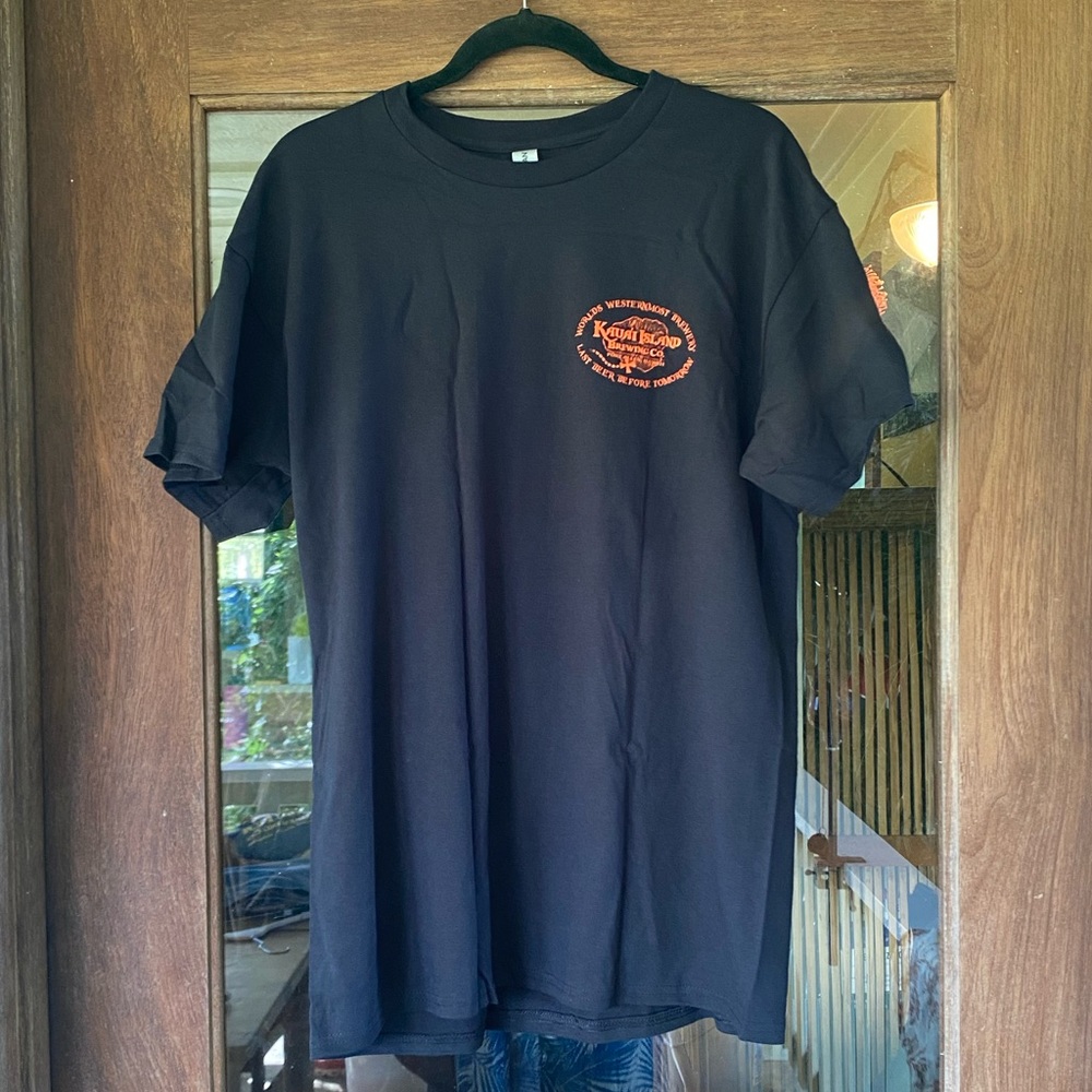 NEW Kauai Island Brewing Co. Shirt